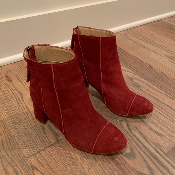 Able booties, like new - Picture 4 of 5